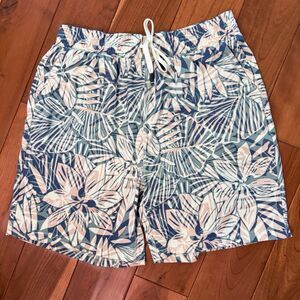 Feat Flow tech Tropic Shorts Womens